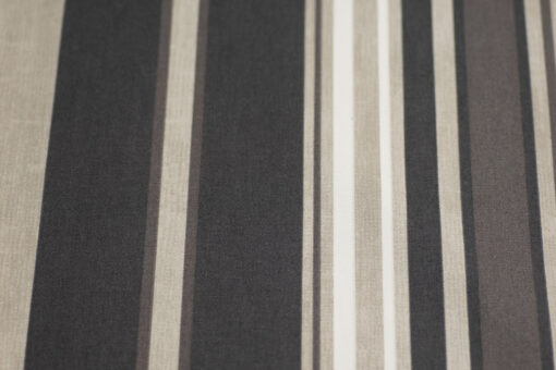 Fabric Store - Ύφασμα εμπριμέ με μαύρες ρίγες, με φάρδος 2.80m. Εξαιρετικής ποιότητας, σε τιμή προσφοράς για ταπετσαρίες επίπλων στο σπίτι ή τους επαγγελματικούς σας χώρους.